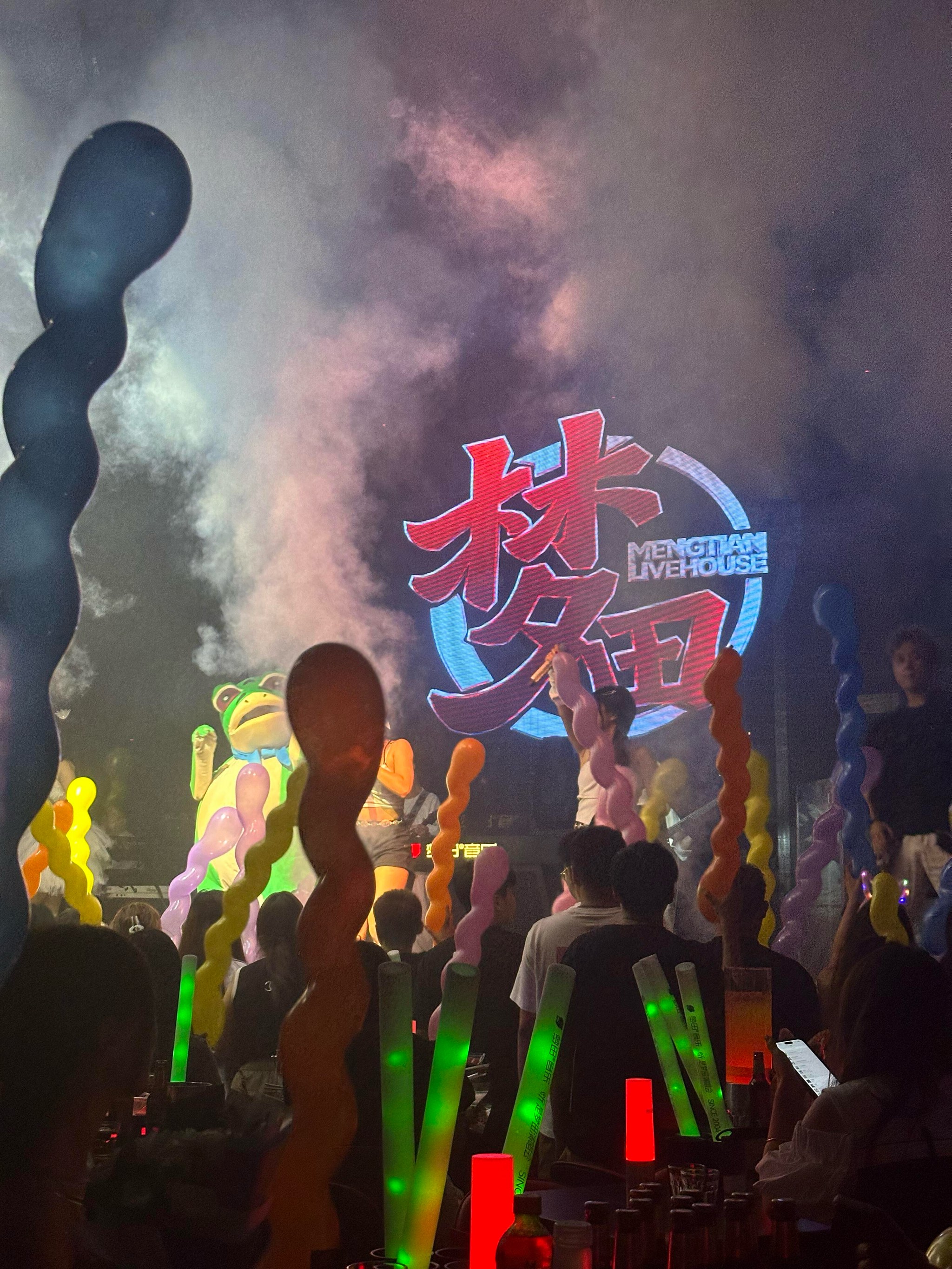 郴州商务ktv低端场所推荐-北湖区ktv预定